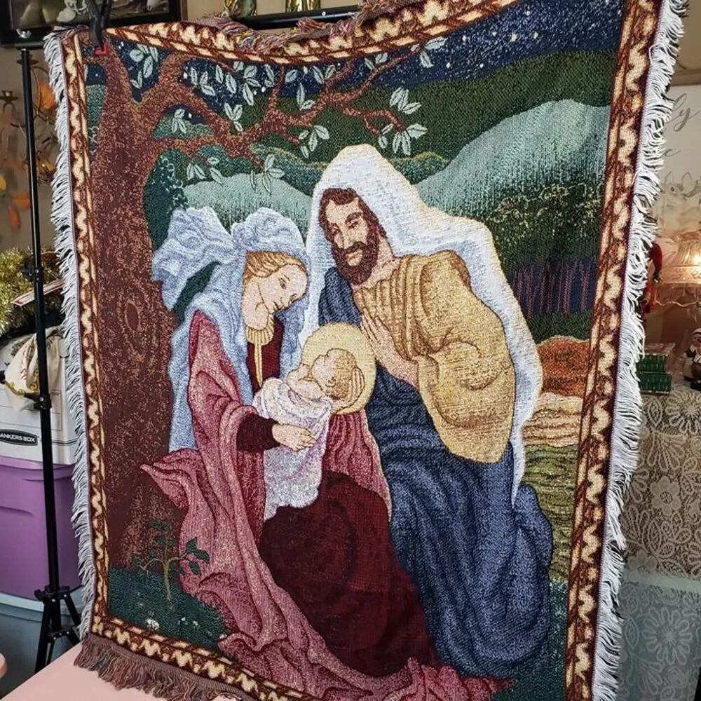 Beautiful Christmas Nativity Tapestry Throw 45x55 Fringe Blanket Wall Decor